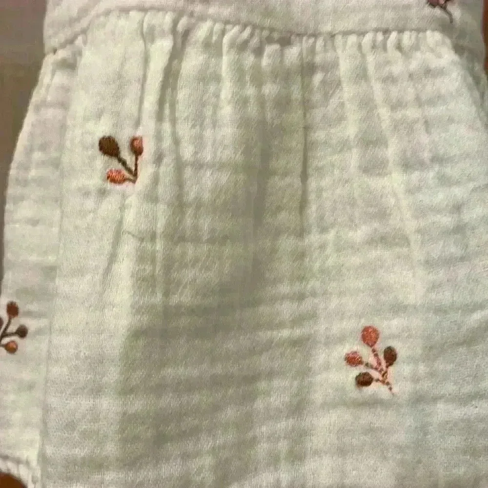 Cat and Jack Girls Off White Short Sleeve Knee Length Dress Size XS (4/5) NWT